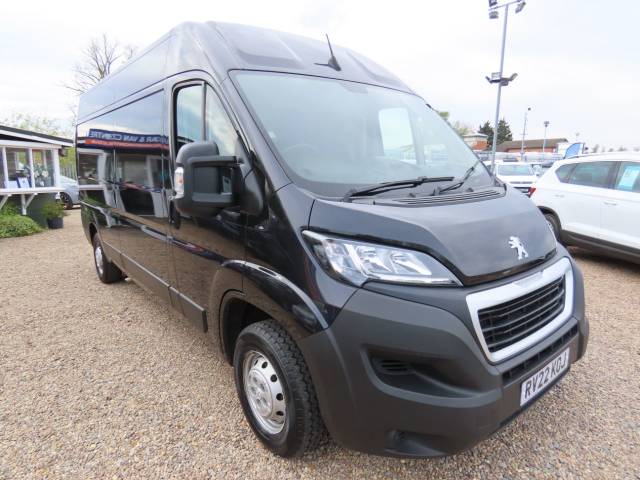 Peugeot Boxer 2.2 BlueHDi L3 H2 Professional Van 140ps Panel Van Diesel Grey