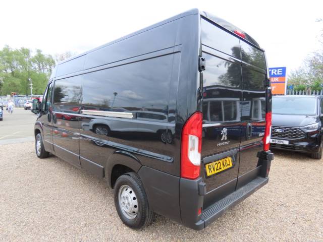 2022 Peugeot Boxer 2.2 BlueHDi L3 H2 Professional Van 140ps
