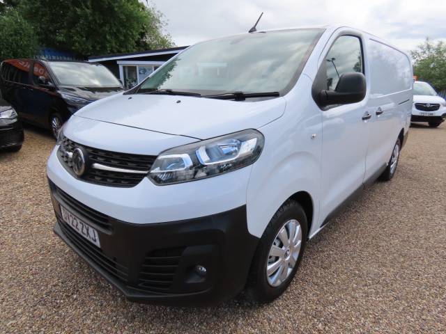 2022 Vauxhall Vivaro 2900 1.5d 100PS Dynamic L2 H1 Van