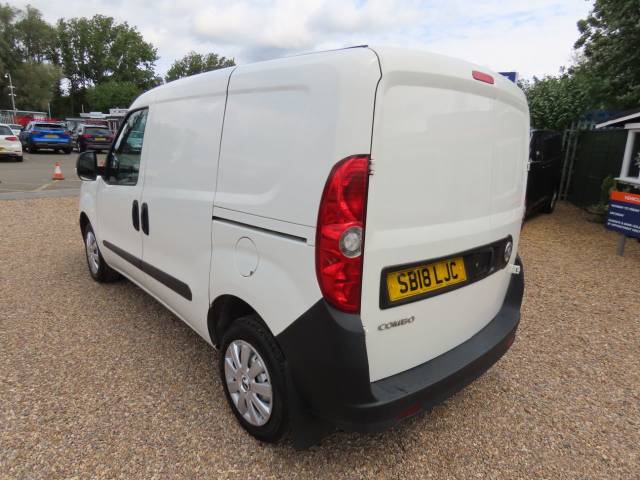 2018 Vauxhall Combo 2000 1.3 CDTI 16V 95ps H1 Van Euro 6