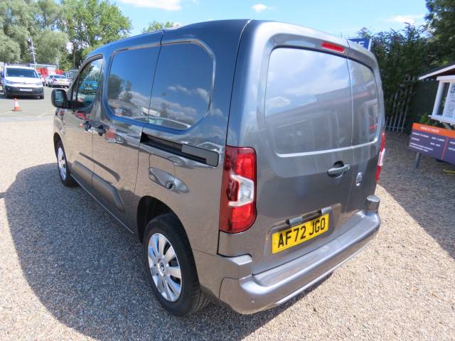 2022 Vauxhall Combo Cargo 2300 1.5 Turbo D 100ps L1 H1 Sportive Van